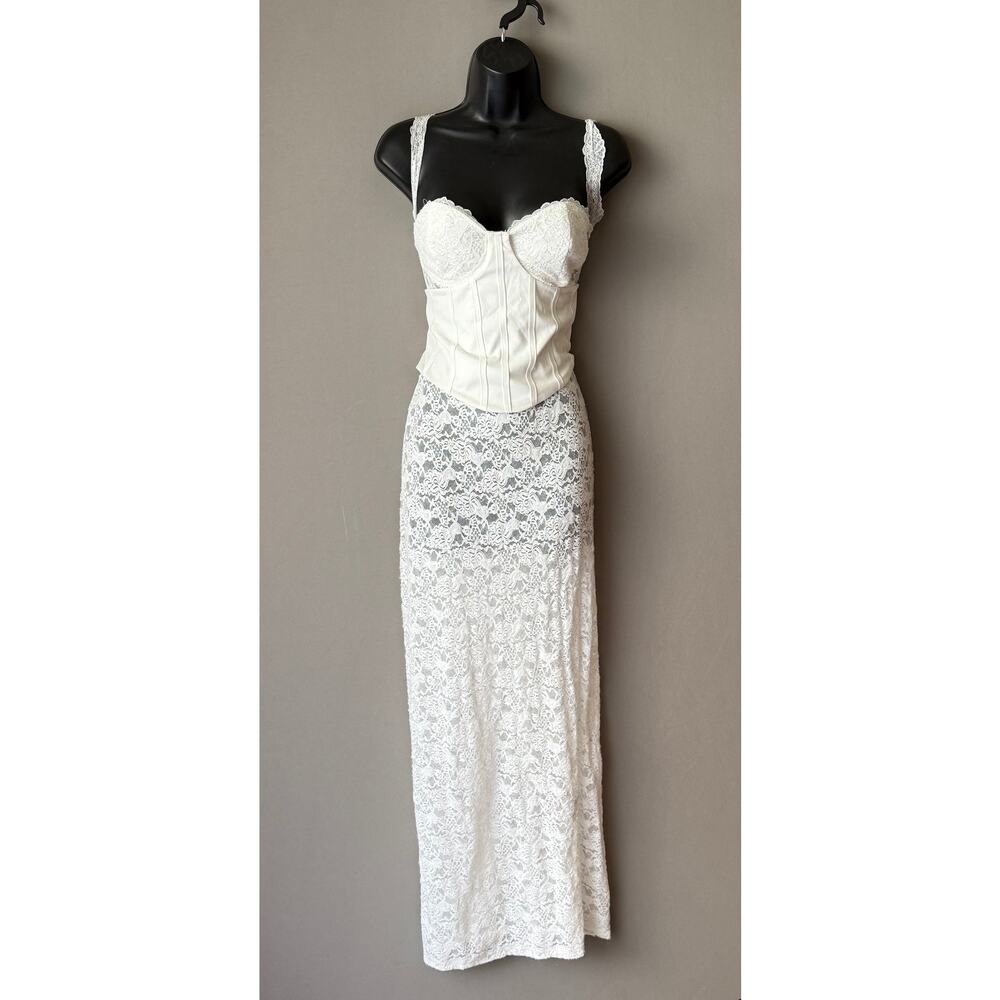 Elegant White Lace Maxi Dress
